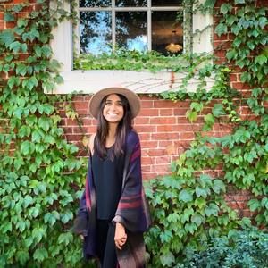 Meet your Posher, Sumita